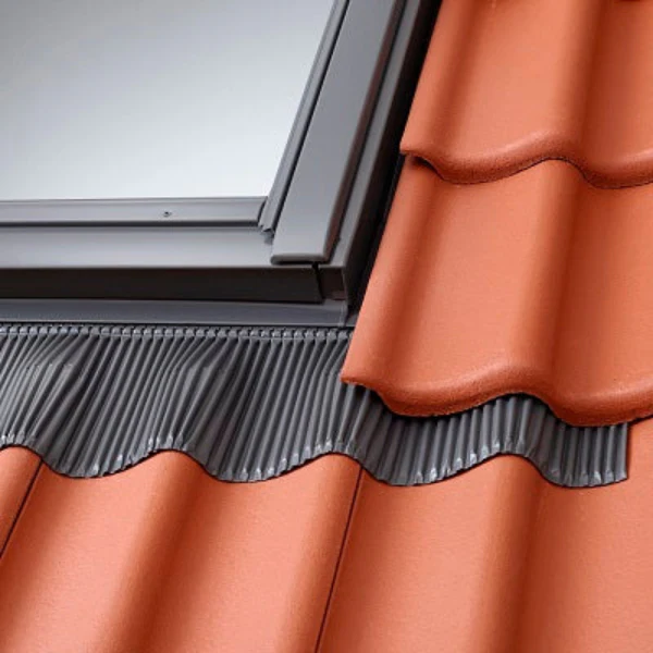 VELUX Aluminum Roof Window Flashing Kit - Image 4
