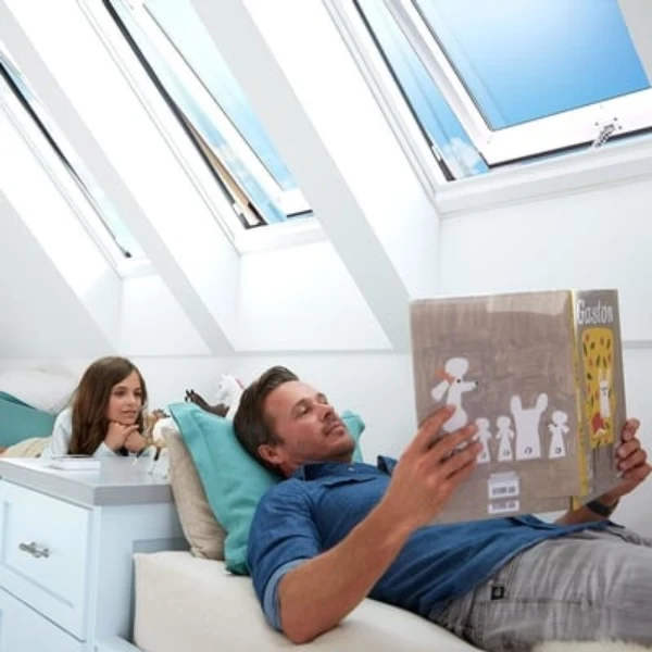 VELUX Solar Powered Venting Curb Mount Skylight - White Solar Powered Shade - Image 11